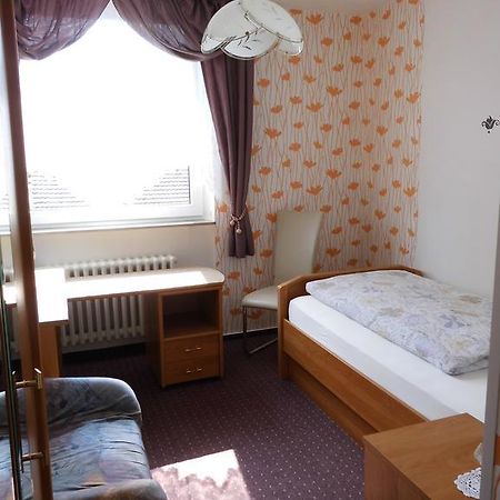 Hotel Garni Am Heuberg Эшвеге Экстерьер фото